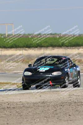 media/Apr-30-2022-CalClub SCCA (Sat) [[98b58ad398]]/Group 2/Race (Grapevine)/